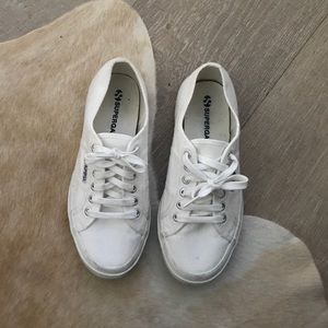 Like NEW Superga White Sneakers 8